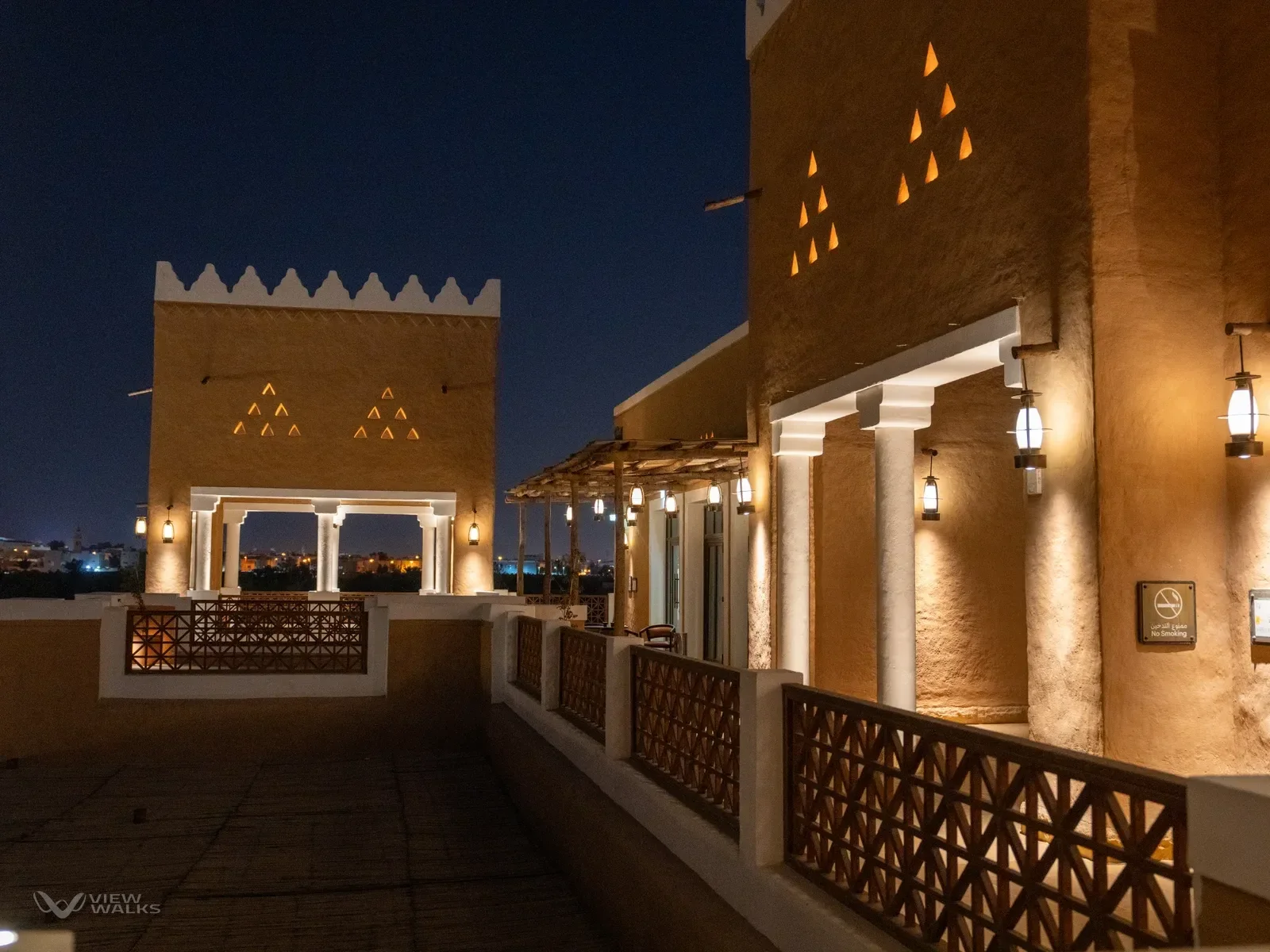 traditional-saudi-rooftop-terrace-twilight
